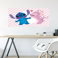 Disnejev plakat Lilo i Stitch - Anđeo i Stitch na zidu, 22.375 34